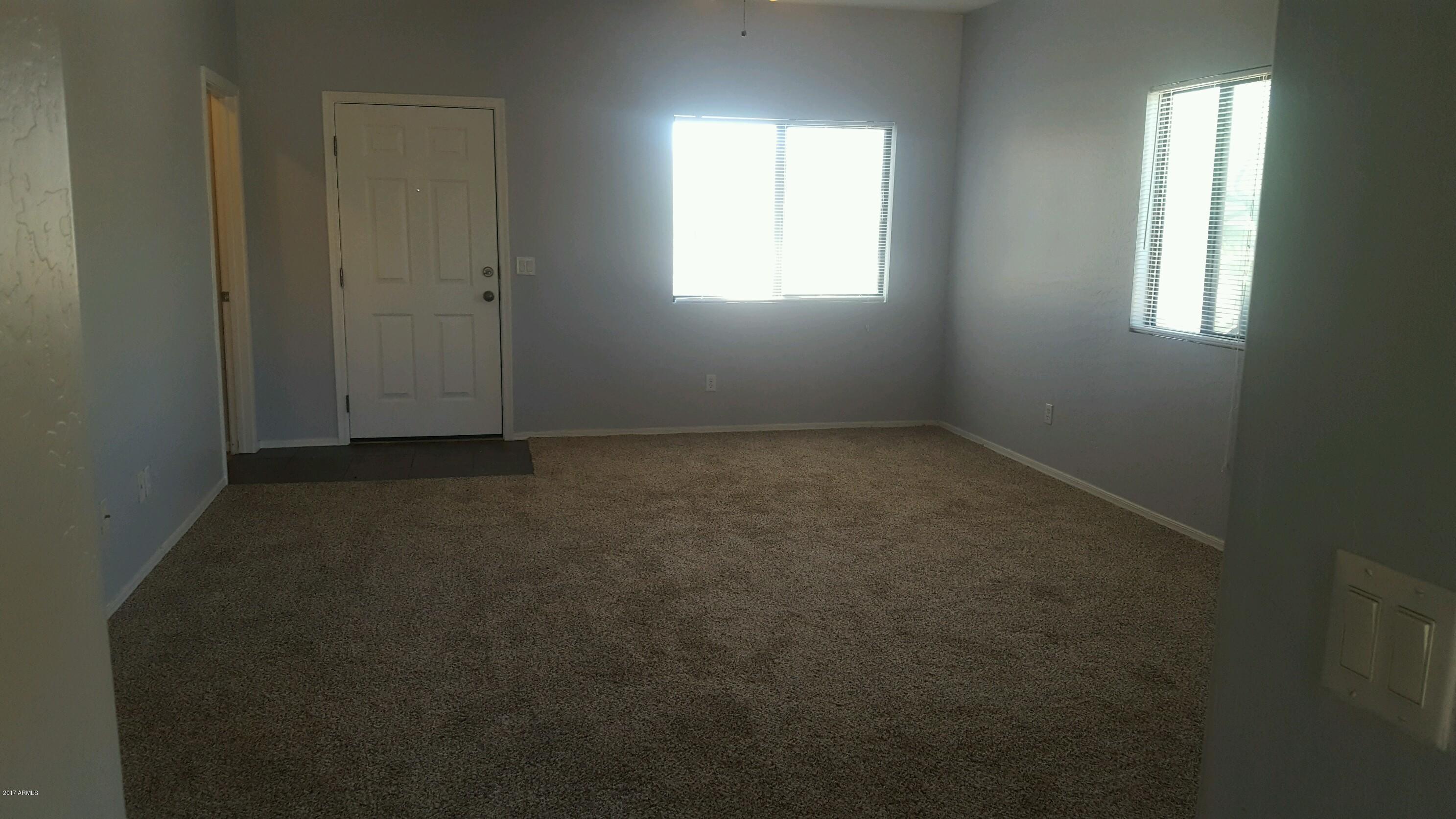 1202 West Fremont Rd. Phoenix, AZ 85041 - Photo 6 of 13 Fremont (10)