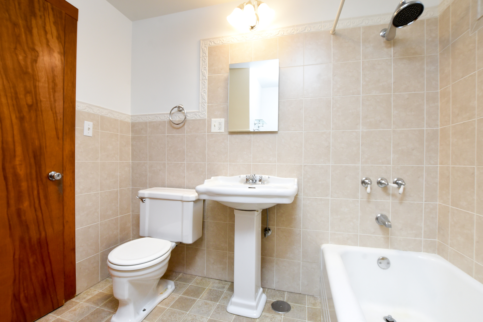 5626 West Patterson Avenue, Unit 2 Chicago, IL 60634 - Photo 7 of 18