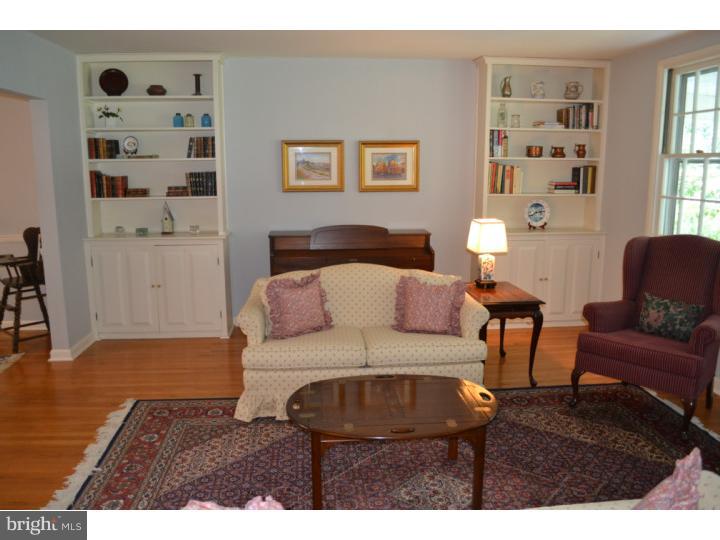 668 Harwick Road Wayne, PA 19087 - Photo 5 of 17 Living Room