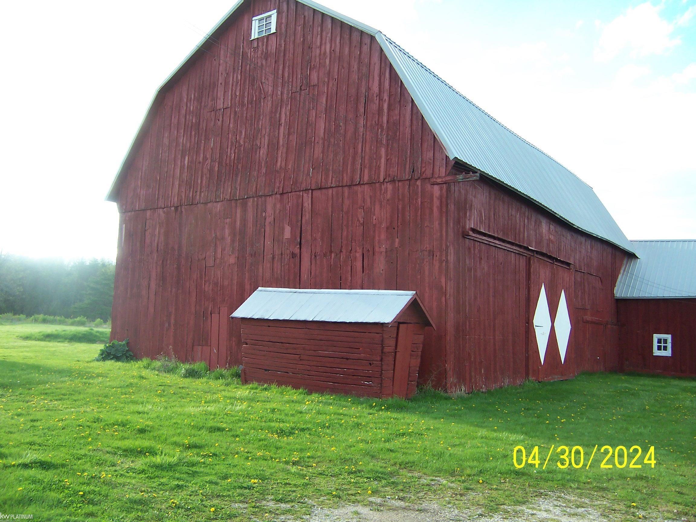2595 Wales Center Road Goodells, MI 48027 - Photo 18 of 22