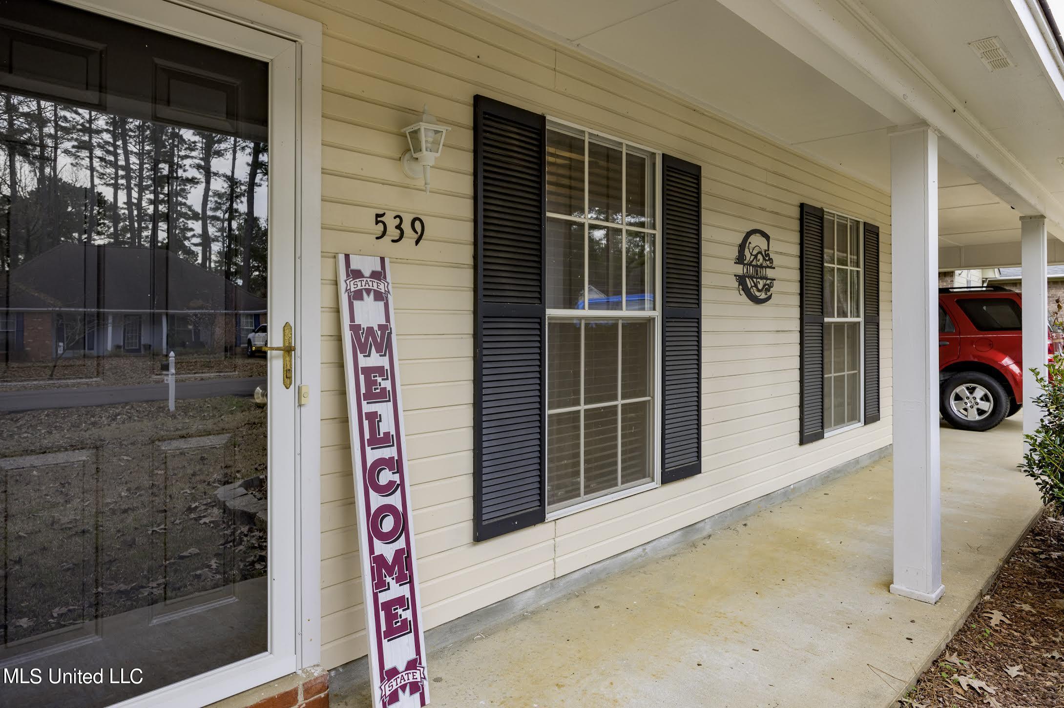 539 Trace View Road Madison, MS 39110 - Photo 4 of 28 1-7