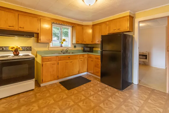 $185,000 | 268 Moosehead Trail Highway, Brooks, ME 04921