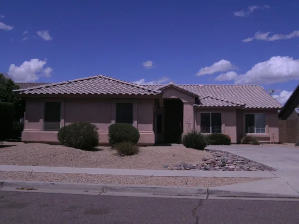 $2,289 | 930 East Harwell Road, Phoenix, AZ 85042
