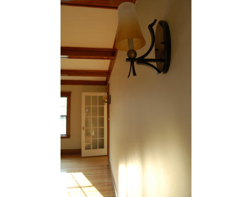 26 Bailey Road Arlington, MA 02476 - Photo 9 of 12 Gallery Image 9