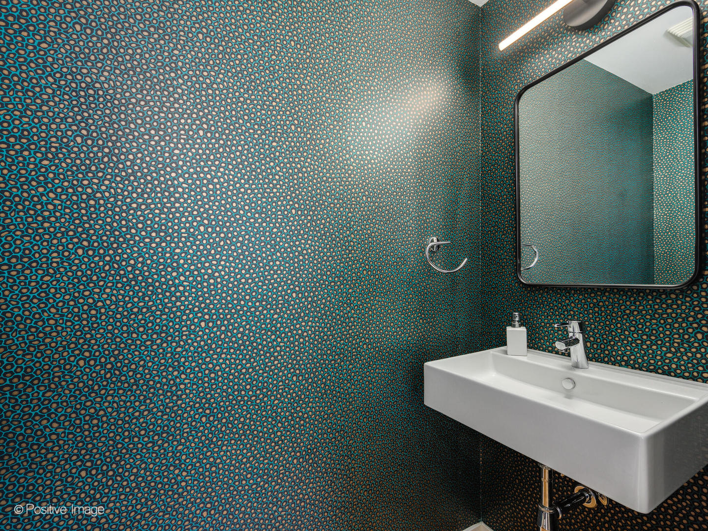 3129 West Belden Avenue Chicago, IL 60647 - Photo 10 of 24