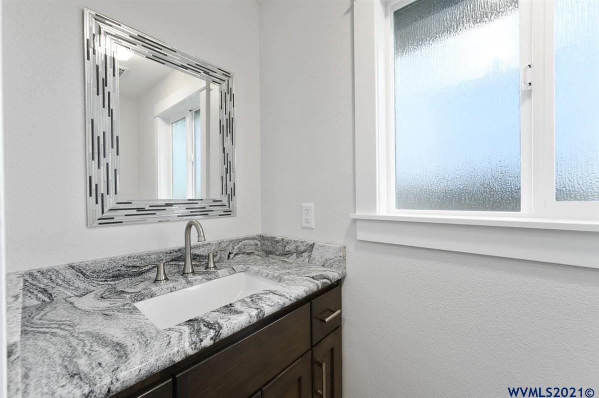1650 Southwest Clay Street Dallas, OR 97338 - Photo 34 of 39