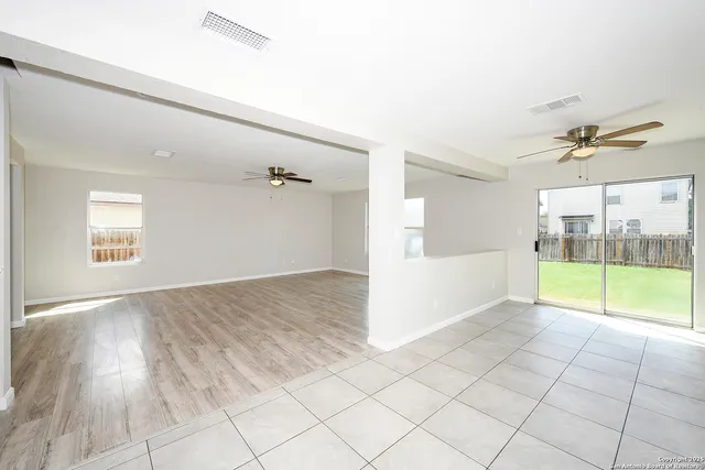 en view interior of the house and outdoor space