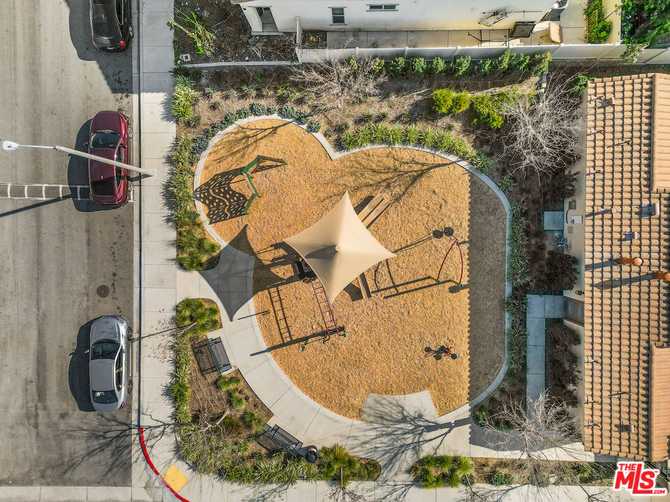 981 West Clover Avenue Rialto, CA 92376 - Photo 26 of 29