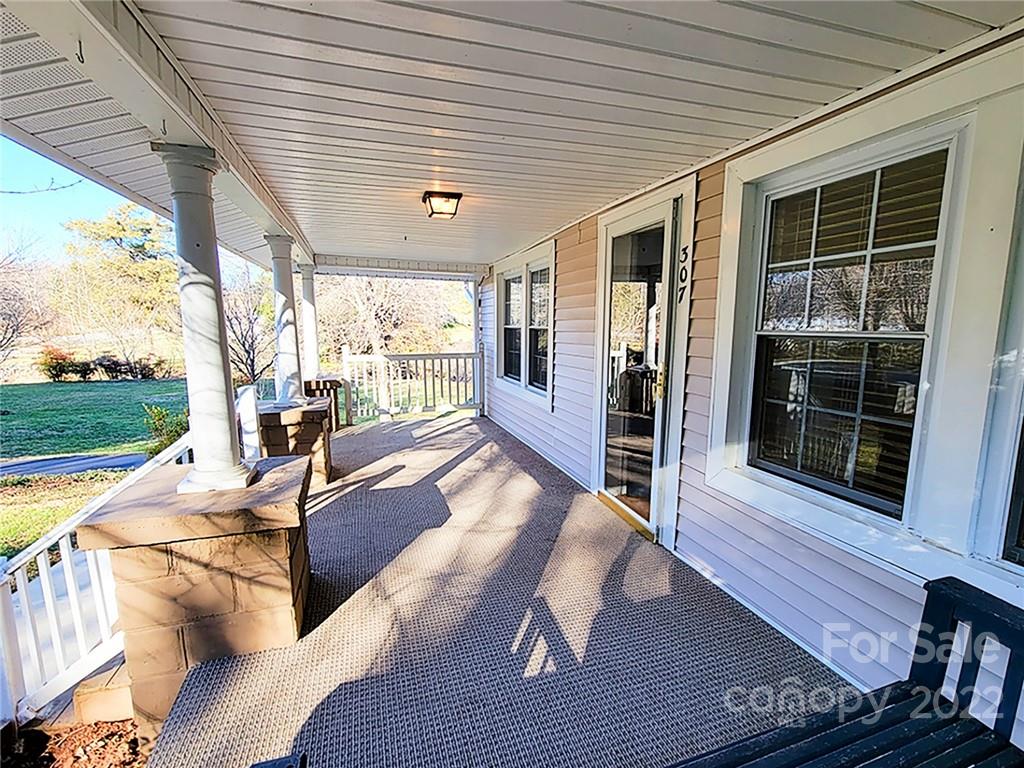 307 Causby Road Morganton, NC 28655 - Photo 2 of 27 Gallery Image 2