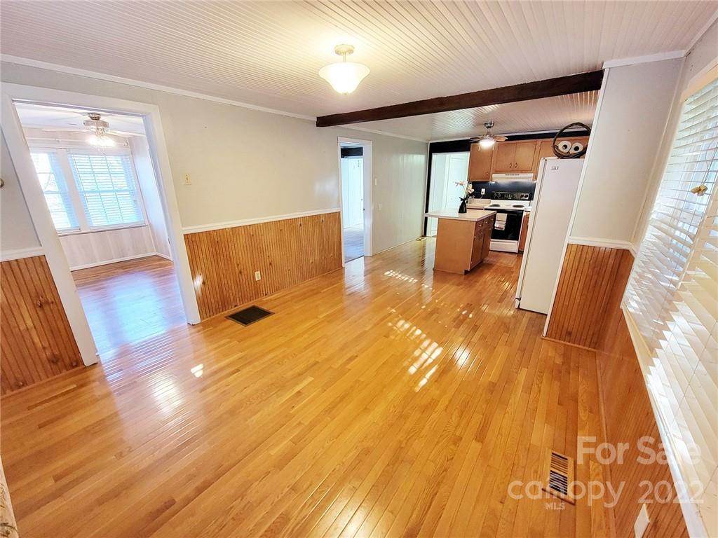 307 Causby Road Morganton, NC 28655 - Photo 4 of 27 Gallery Image 4