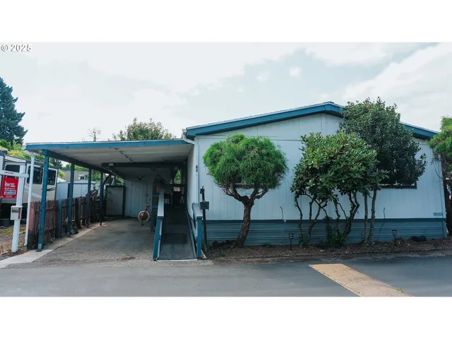 $90,000 | 1901 Southeast Minter Bridge Road, Unit 62, Hillsboro, OR 97123