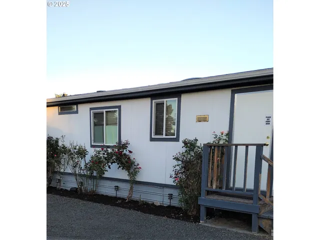 $90,000 | 1901 Southeast Minter Bridge Road, Unit 62, Hillsboro, OR 97123