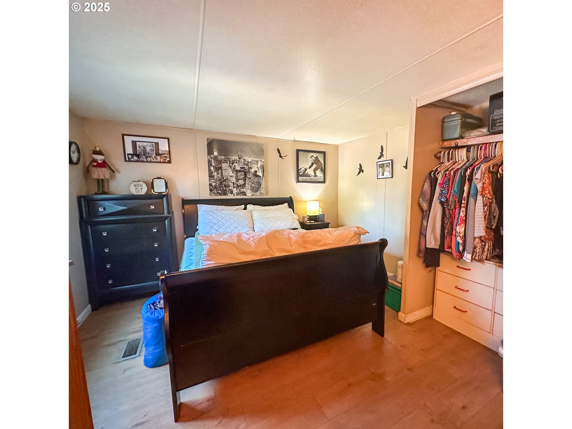 1901 Southeast Minter Bridge Road, Unit 62 Hillsboro, OR 97123 - Photo 7 of 22 Dining Room