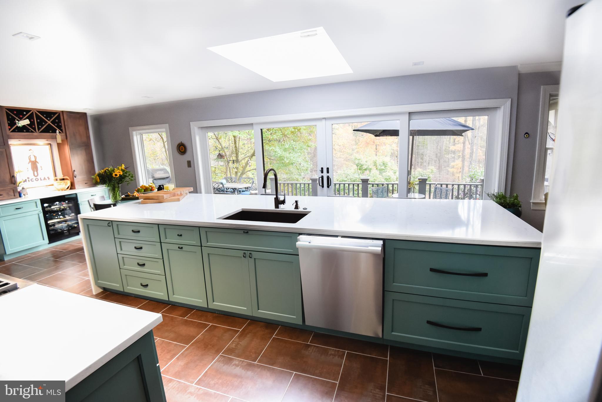 8605 Brook Road McLean, VA 22102 - Photo 12 of 85 41Photos - $175K Kitchen/Great Room remodel