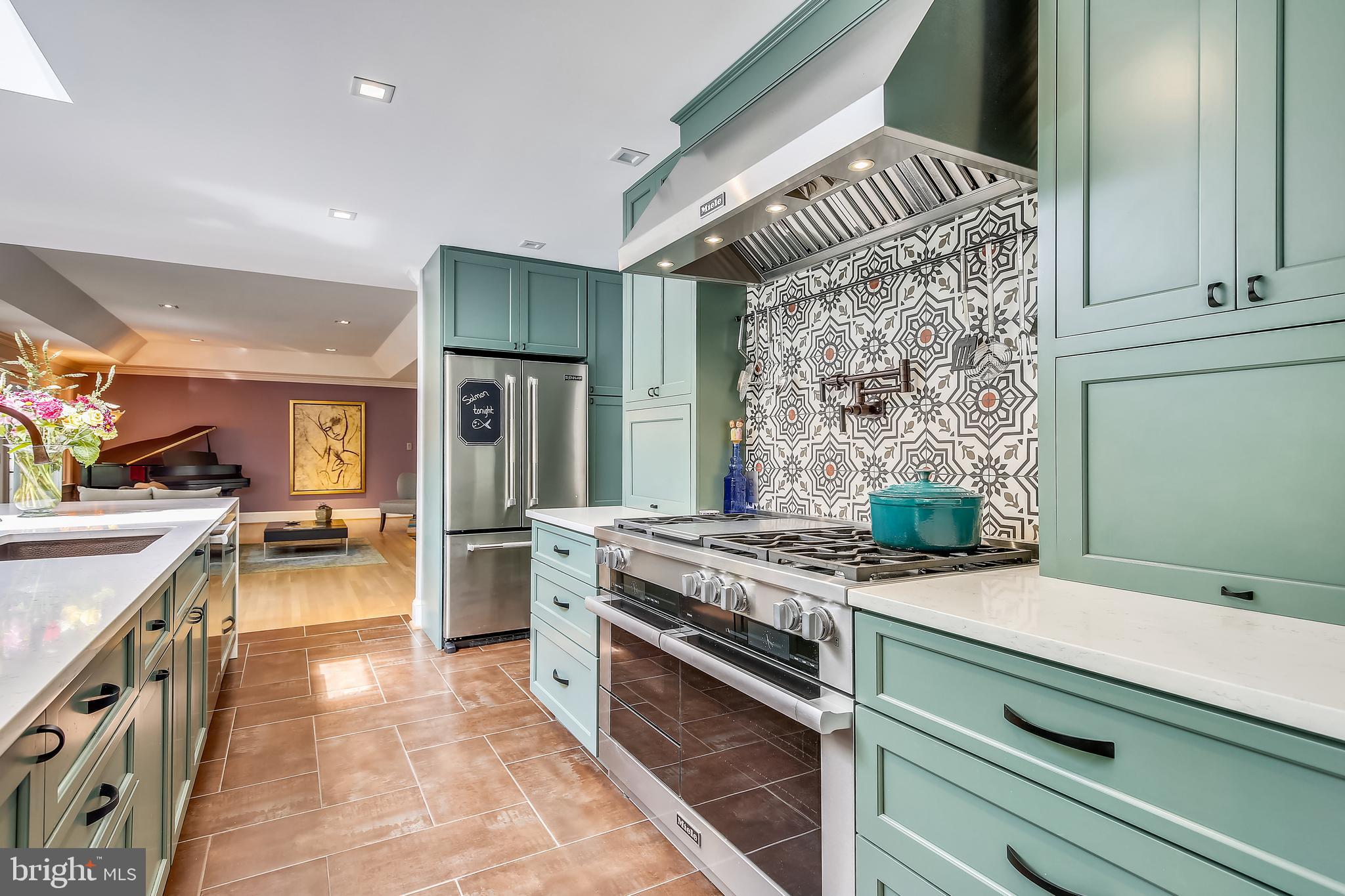 8605 Brook Road McLean, VA 22102 - Photo 20 of 85 Top of the line Miele gas range