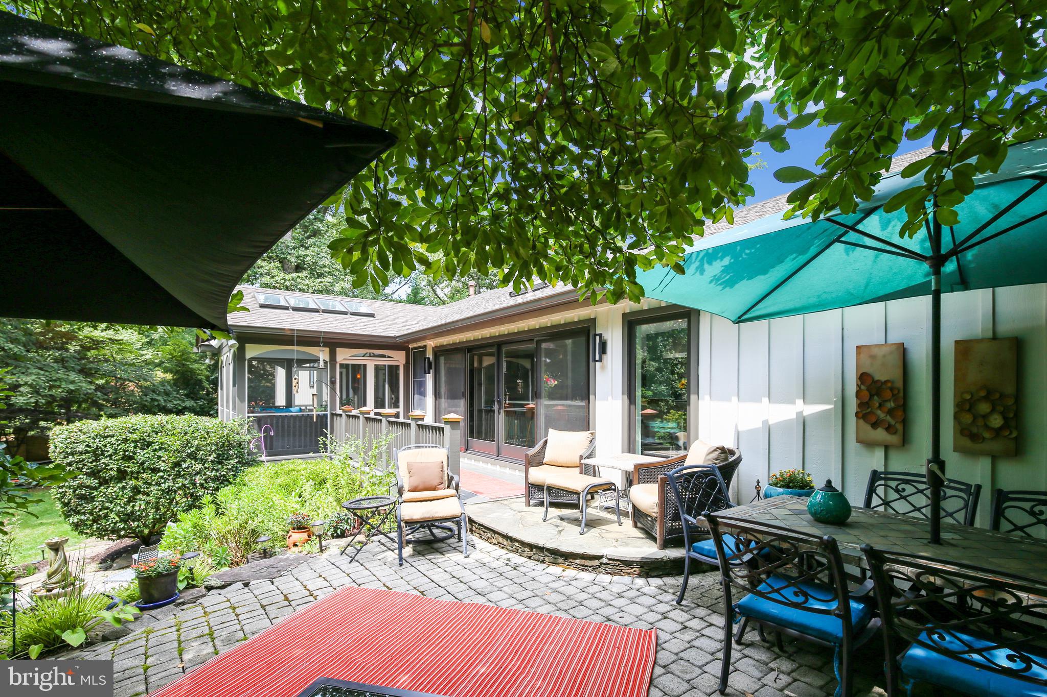 8605 Brook Road McLean, VA 22102 - Photo 76 of 85 Upper patio