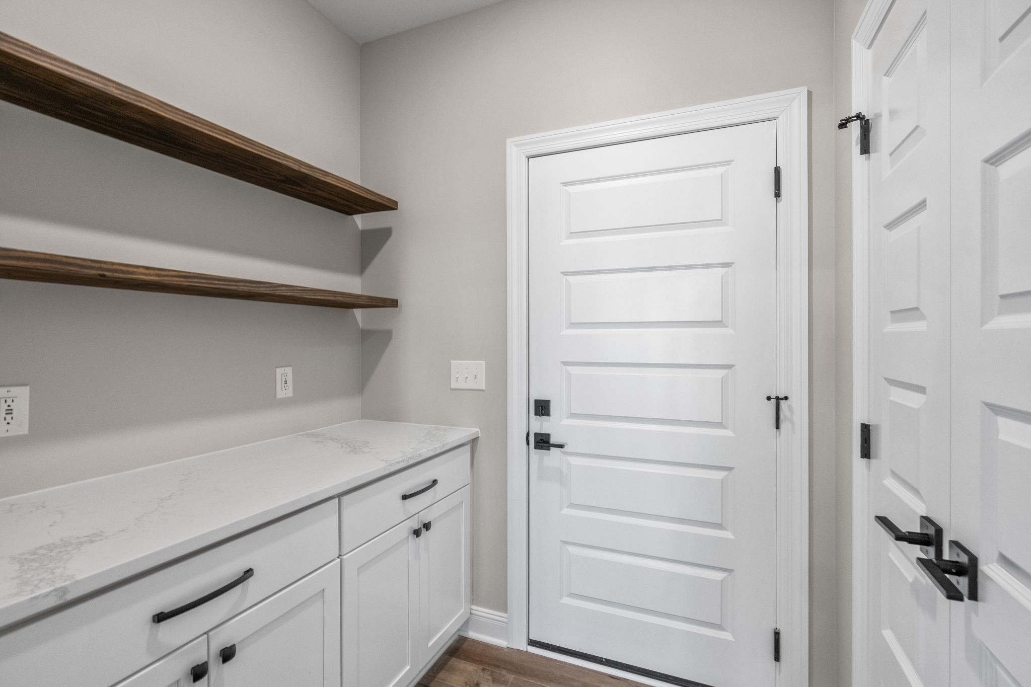 136 Augusta Trail Springfield, TN 37172 - Photo 25 of 31 a view of a closet