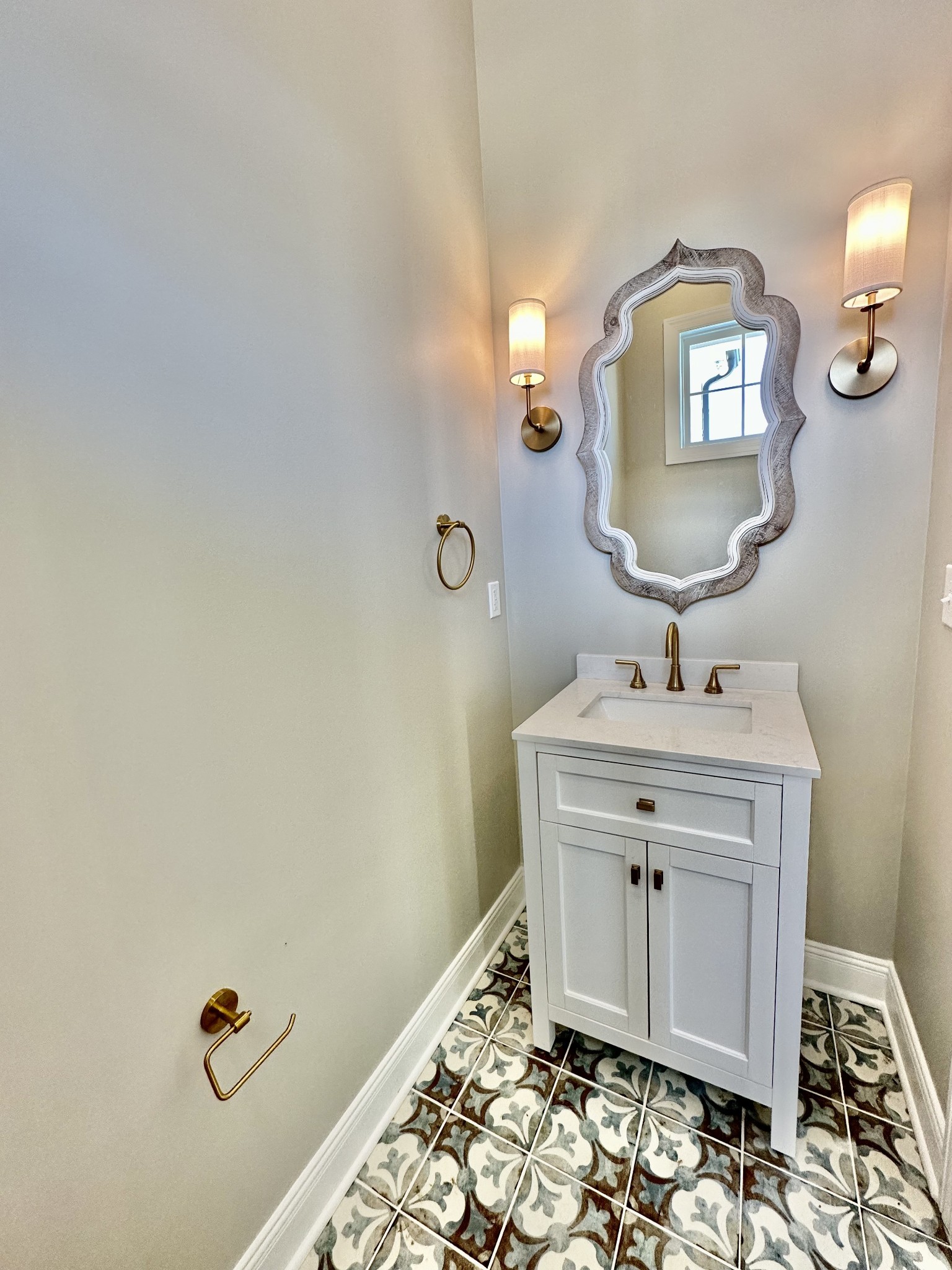 136 Augusta Trail Springfield, TN 37172 - Photo 9 of 31 a bathroom with a sink and a mirror