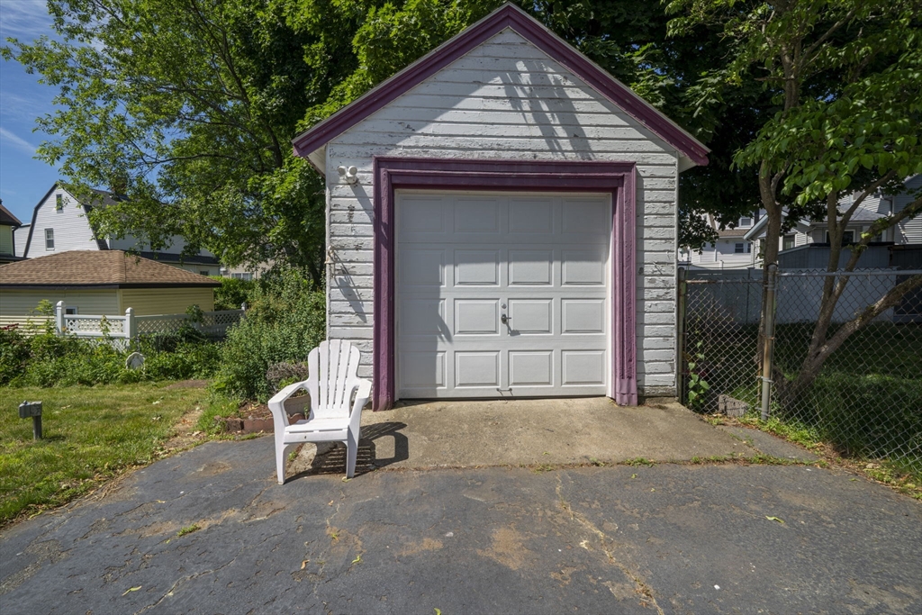 40 Carter Road Lynn, MA 01904 - Photo 8 of 33