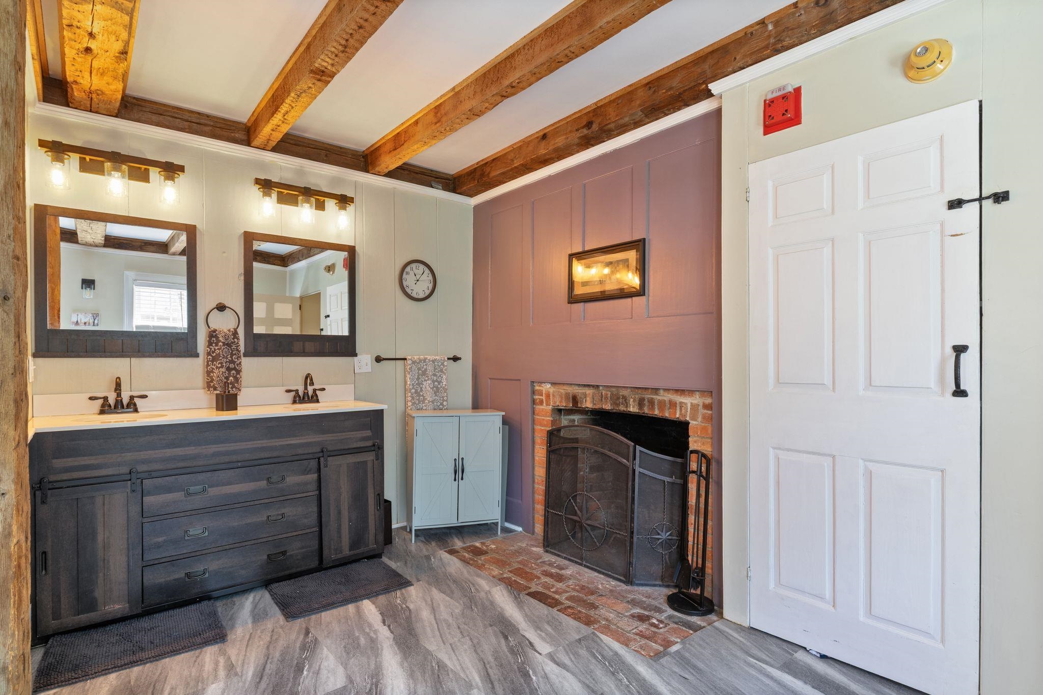 126 Davis Road Wakefield, NH 03872 - Photo 23 of 60