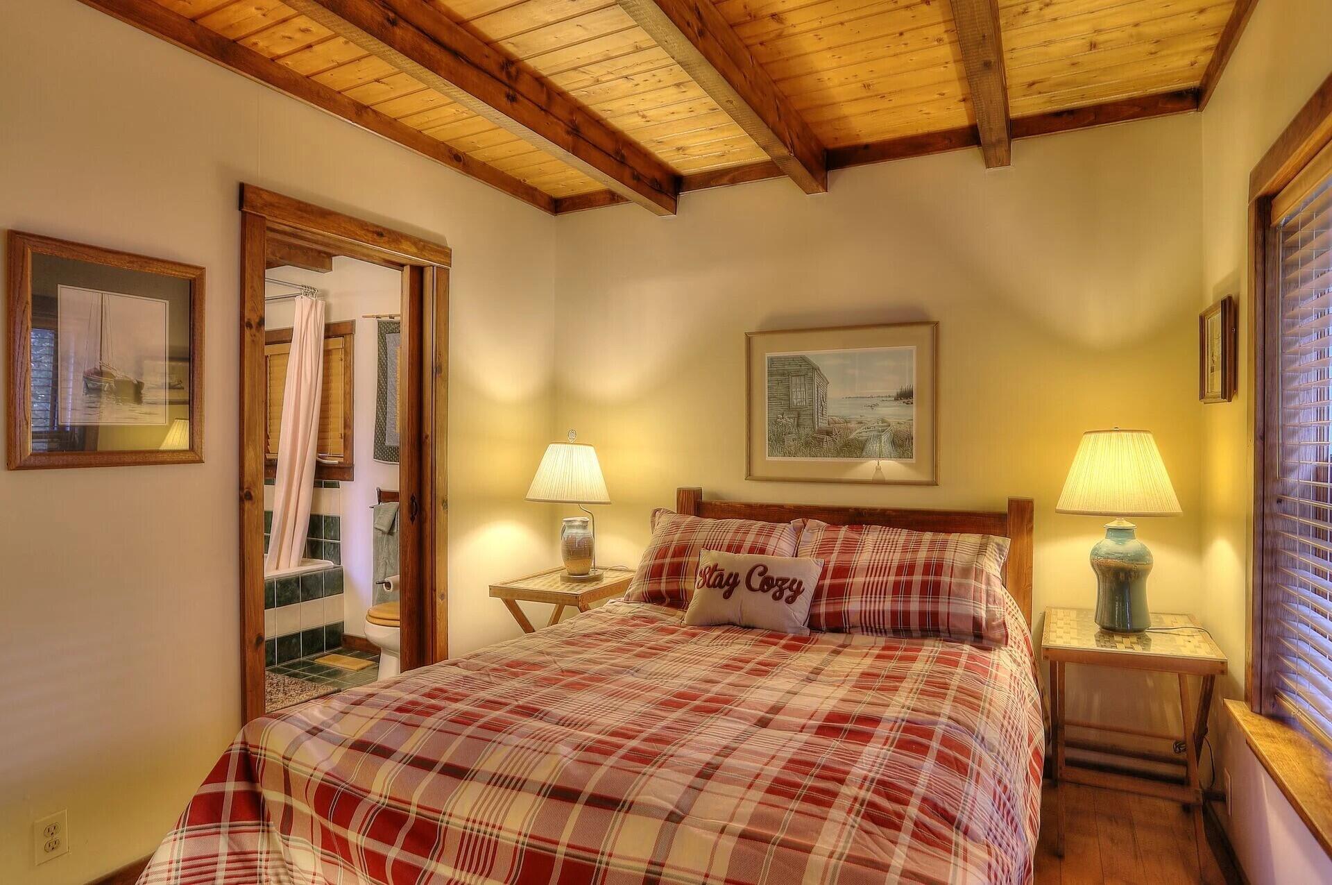 24 The Loop Road Rangeley, ME 04970 - Photo 16 of 37 image_158314536-ezgif.com-webp-to-jpg-co