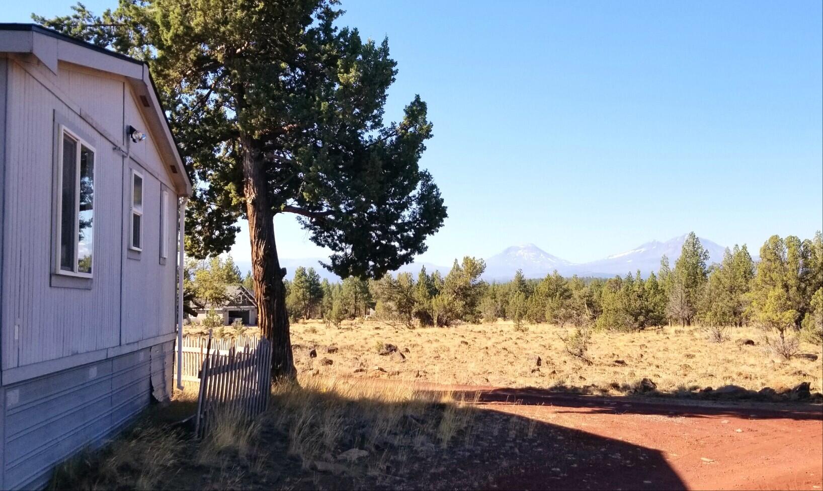 69580 Pine Ridge Drive Sisters, OR 97759 - Photo 14 of 18