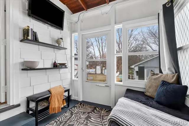 $179,000 | 969 North Castello Street, Florissant, MO 63031