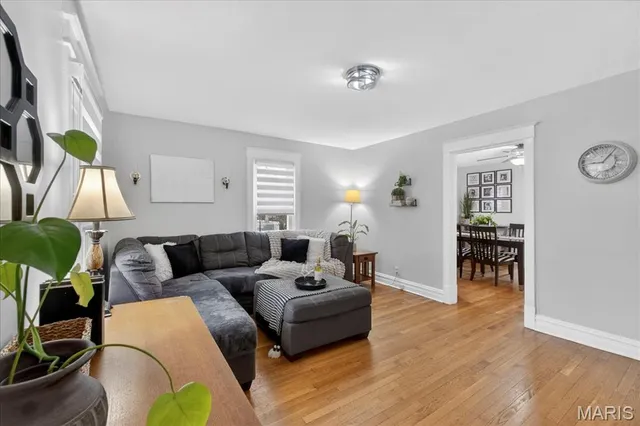 $179,000 | 969 North Castello Street, Florissant, MO 63031