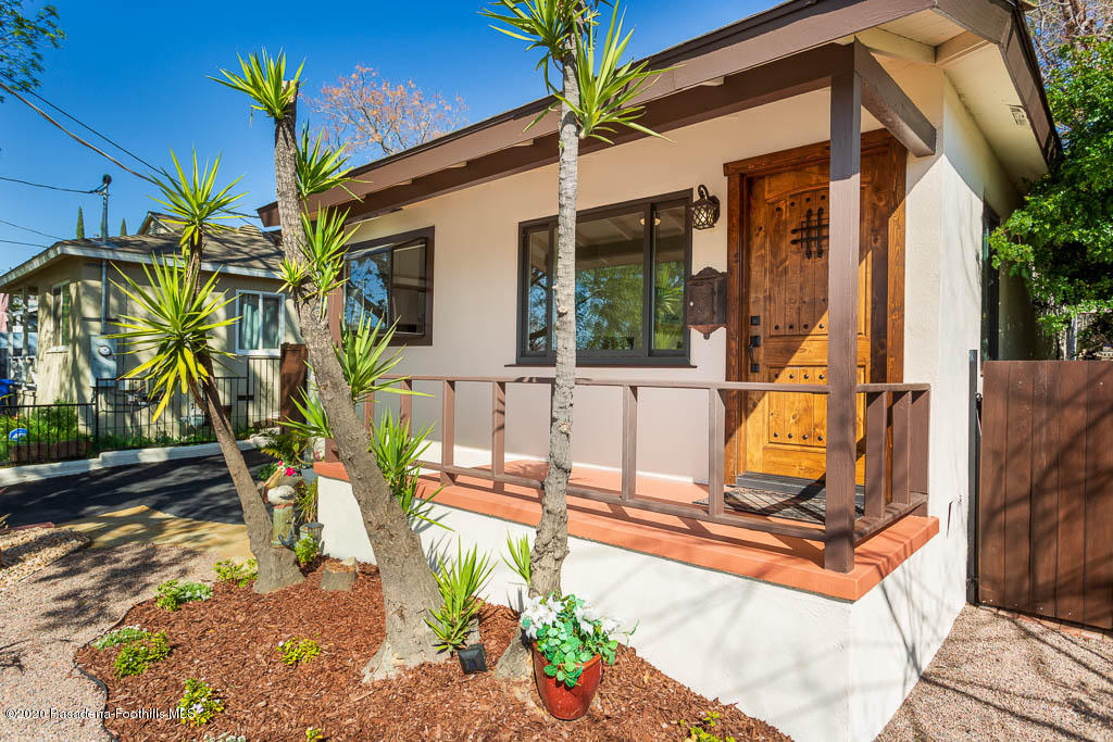 10338 Helendale Avenue Tujunga, CA 91042 - Photo 2 of 25 10338 Helendale Ave-MLS-006