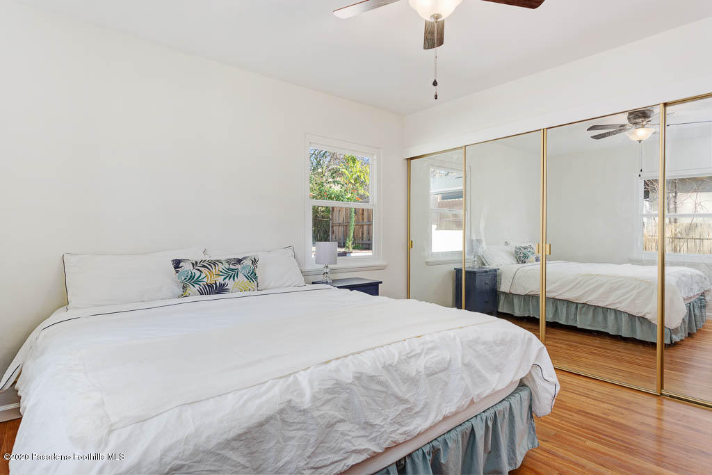 10338 Helendale Avenue Tujunga, CA 91042 - Photo 13 of 25 10338 Helendale Ave-MLS-016