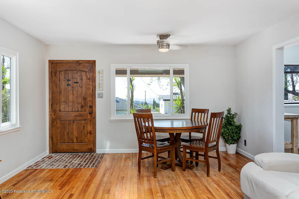 10338 Helendale Avenue Tujunga, CA 91042 - Photo 4 of 25 10338 Helendale Ave-MLS-007