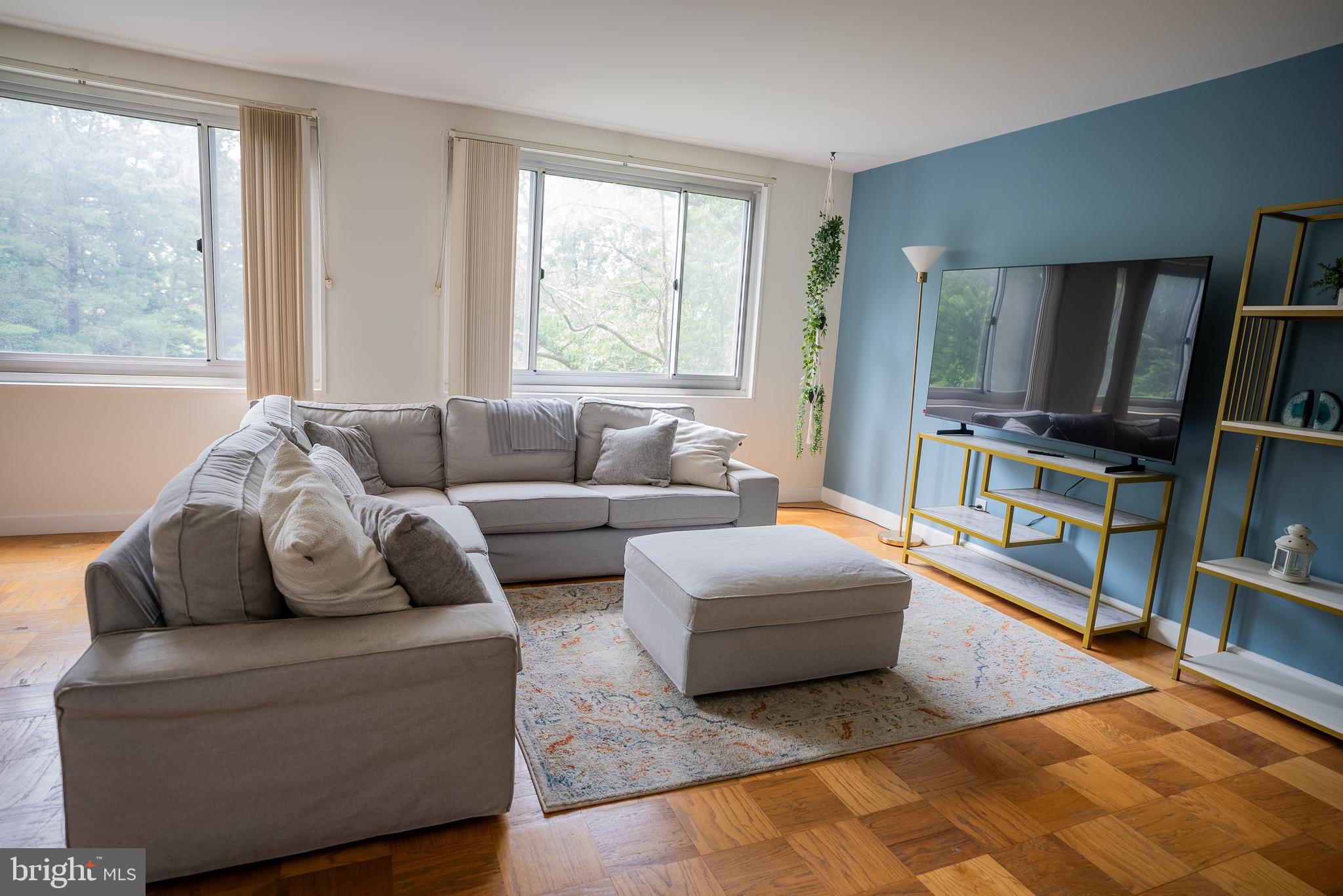 1900 Lyttonsville Road, Unit 514 Silver Spring, MD 20910 - Photo 3 of 5