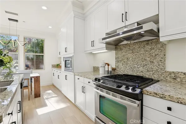 $1,248,000 | 24 Maycrest, Irvine, CA 92618