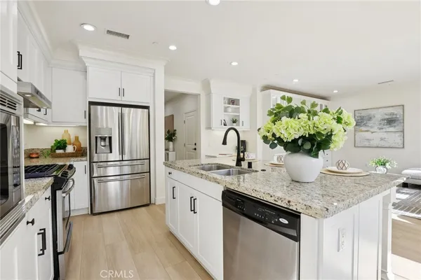 $1,248,000 | 24 Maycrest, Irvine, CA 92618