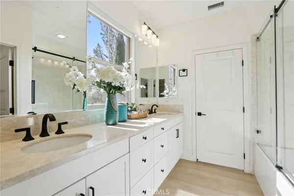 $1,298,000 | 24 Maycrest, Irvine, CA 92618