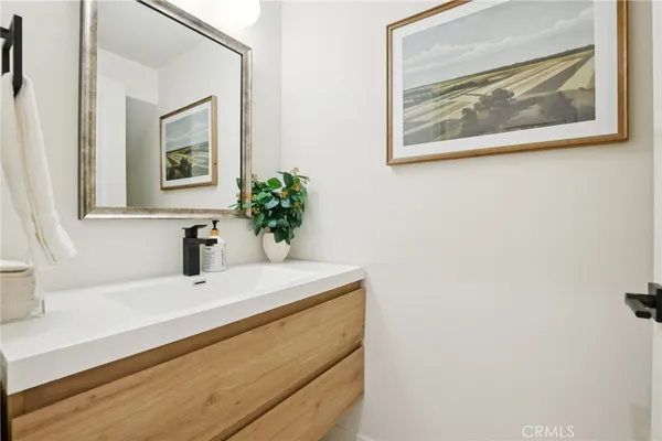 $1,298,000 | 24 Maycrest, Irvine, CA 92618