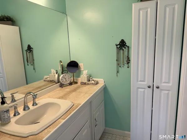 $3,300 | 15 Brookfield Drive, East Lyme, CT 06333