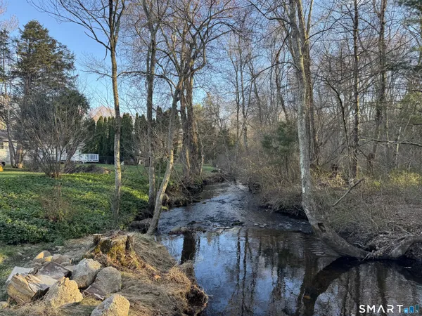 $3,300 | 15 Brookfield Drive, East Lyme, CT 06333