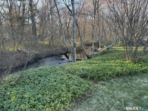 $3,300 | 15 Brookfield Drive, East Lyme, CT 06333