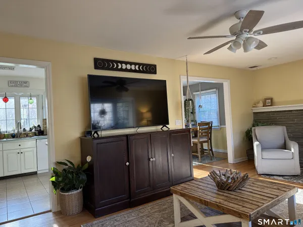 $3,300 | 15 Brookfield Drive, East Lyme, CT 06333