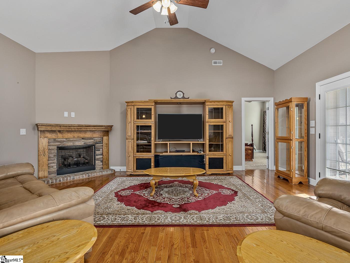 415 Ocala Court Inman, SC 29349 - Photo 7 of 36