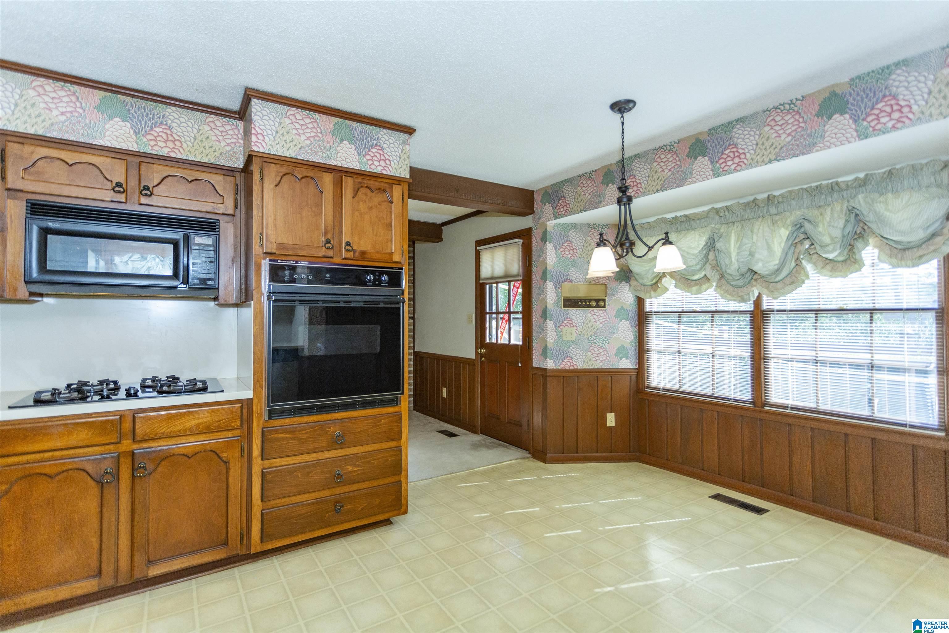 1829 Catala Road Birmingham, AL 35216 - Photo 12 of 49