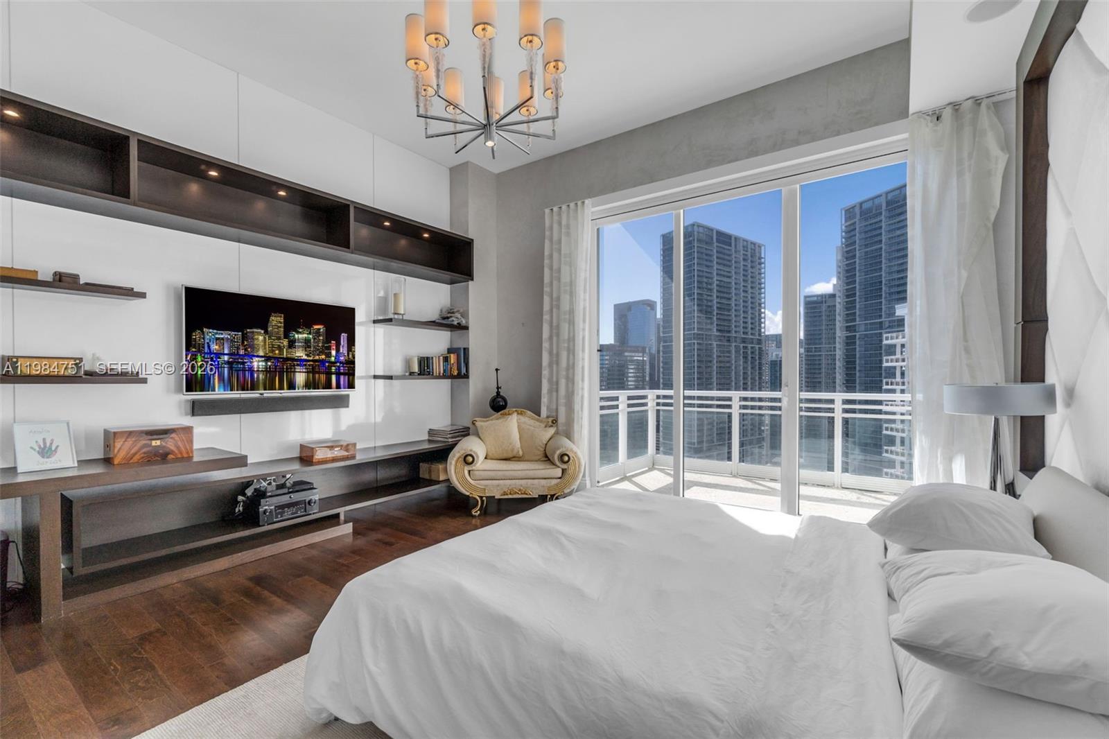 900 Brickell Key Boulevard, Unit 2904 Miami, FL 33131 - Photo 17 of 48