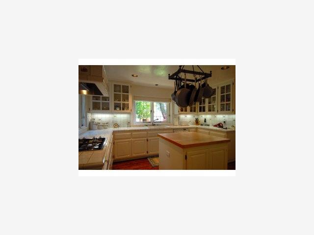 Ne Corner Casanova / 12th Carmel, CA 93921 - Photo 7 of 9