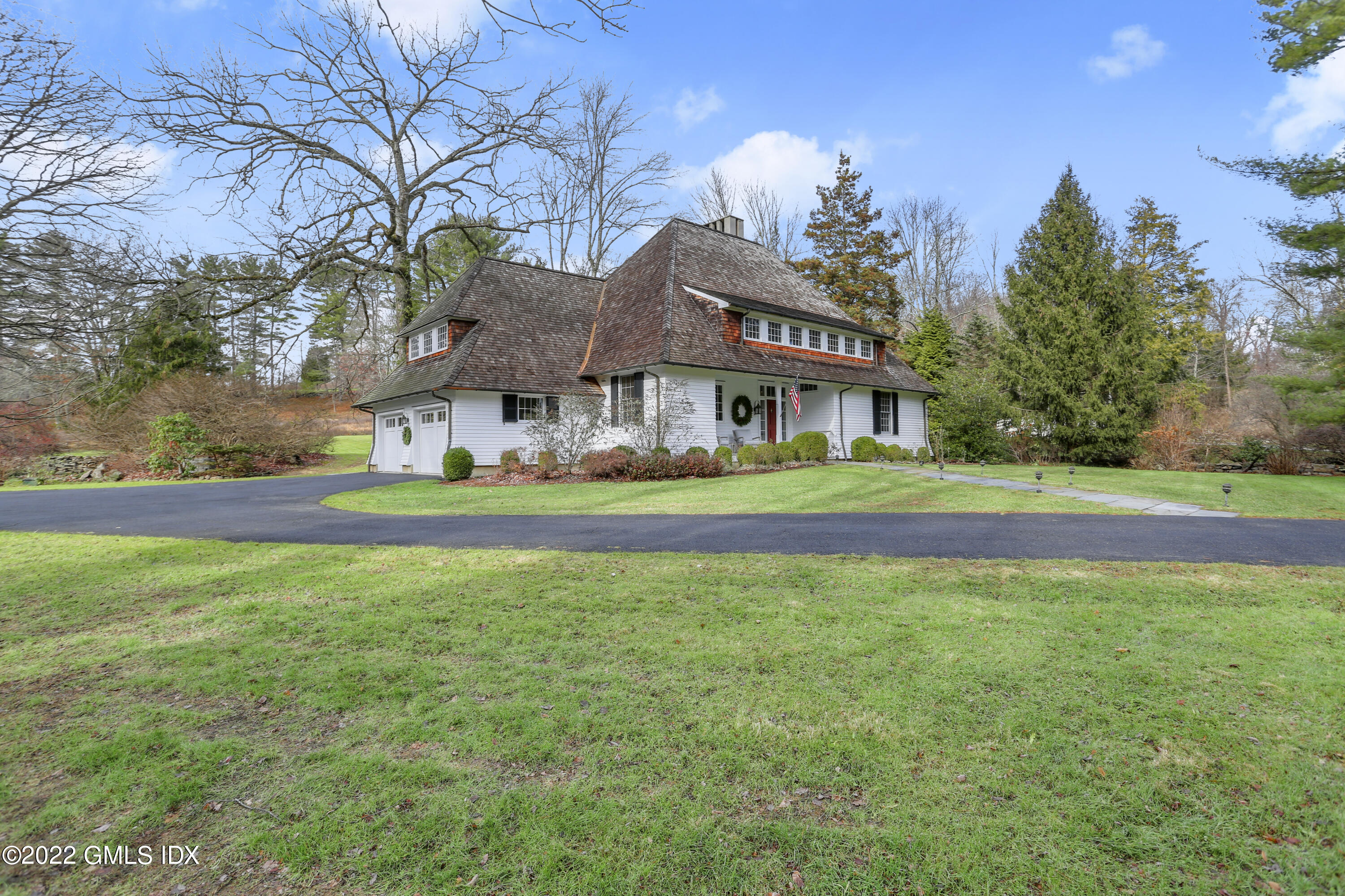 16 Cherry Valley Road Greenwich, CT 06831 - Photo 2 of 29 16 Cherry Valley Rd Greenwich-print-027-
