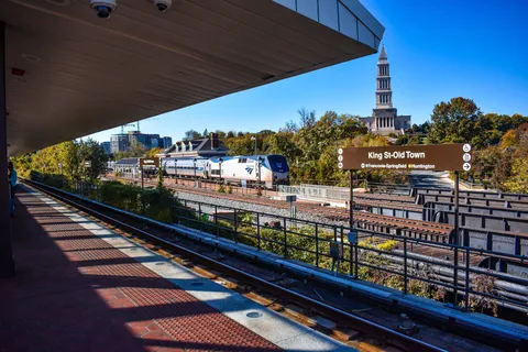 $675,000 | 1725 Cameron Street, Alexandria, VA 22314
