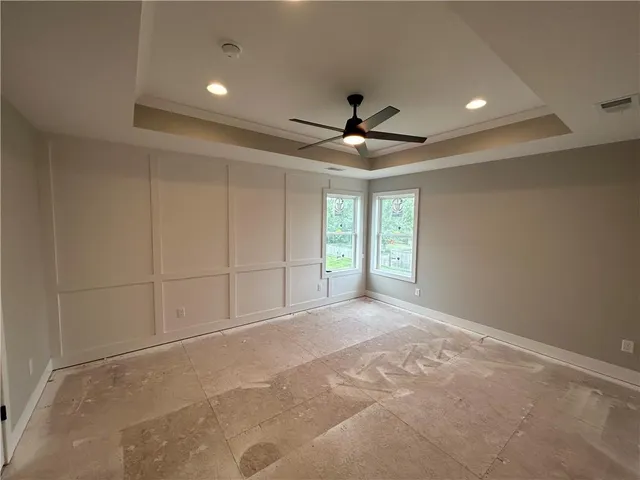 $519,900 | 2372 Northeast Colonnade Avenue, Grain Valley, MO 64029