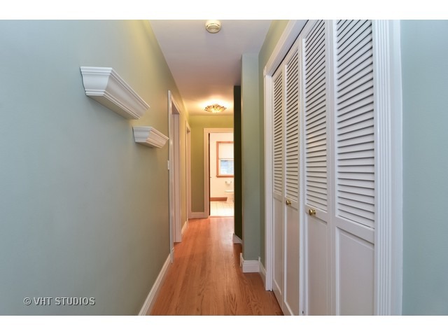 1239 North Dee Road Park Ridge, IL 60068 - Photo 10 of 22 Gallery Image 10