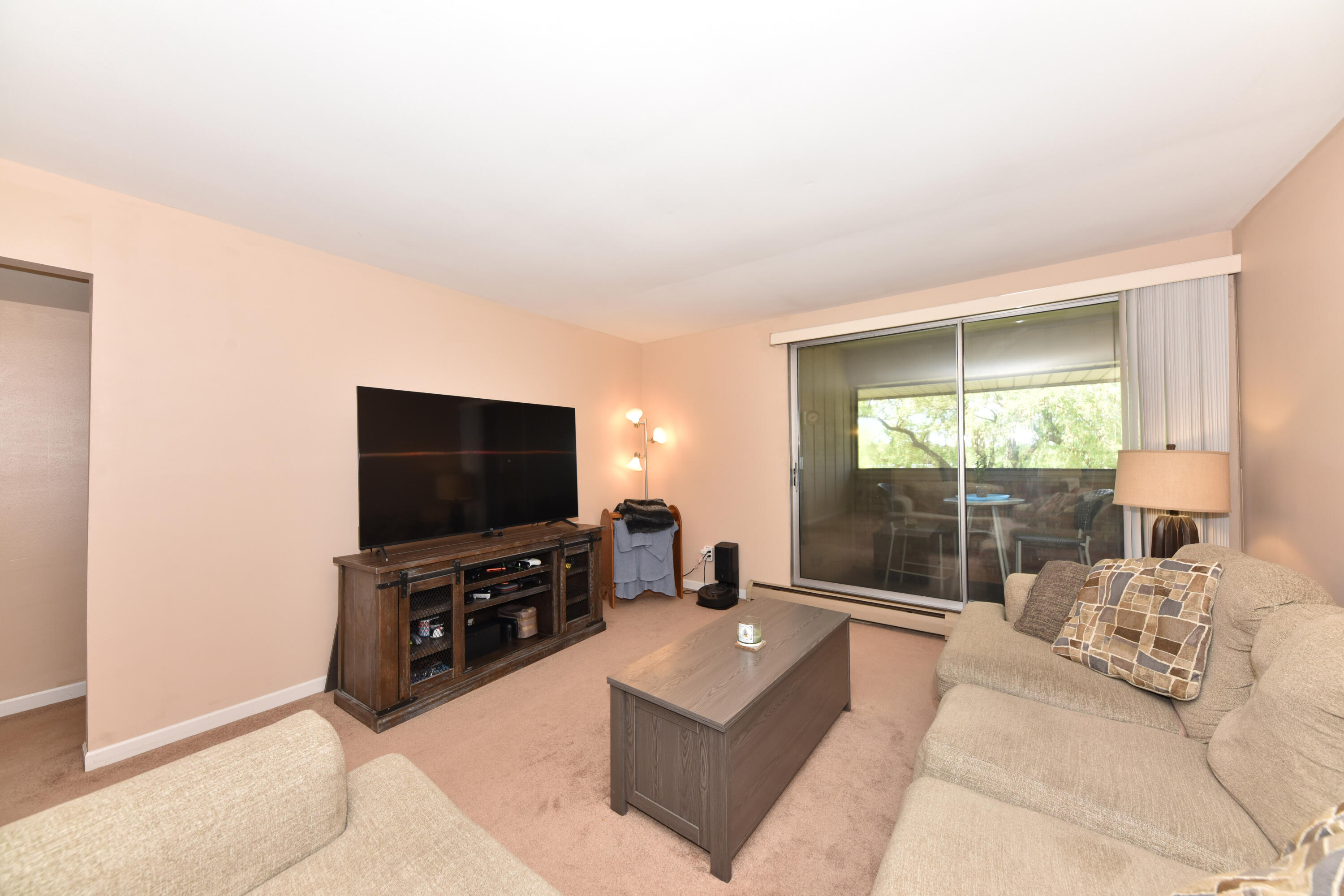 11907 West Appleton Avenue, Unit 20 Milwaukee, WI 53225 - Photo 2 of 44 Living Room