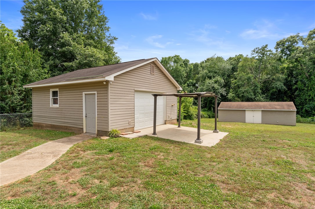 222 Whiten Road Anderson, SC 29621 - Photo 23 of 32